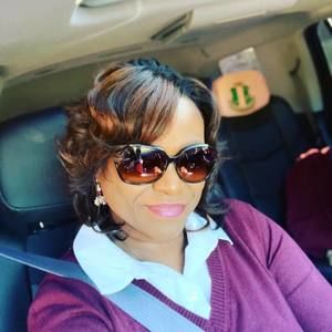 Meet your Posher, Tonya